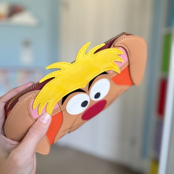 NWOT Loungefly Disney Alice in Wonderland March Hare Clutch Wallet - Picture 2 of 8